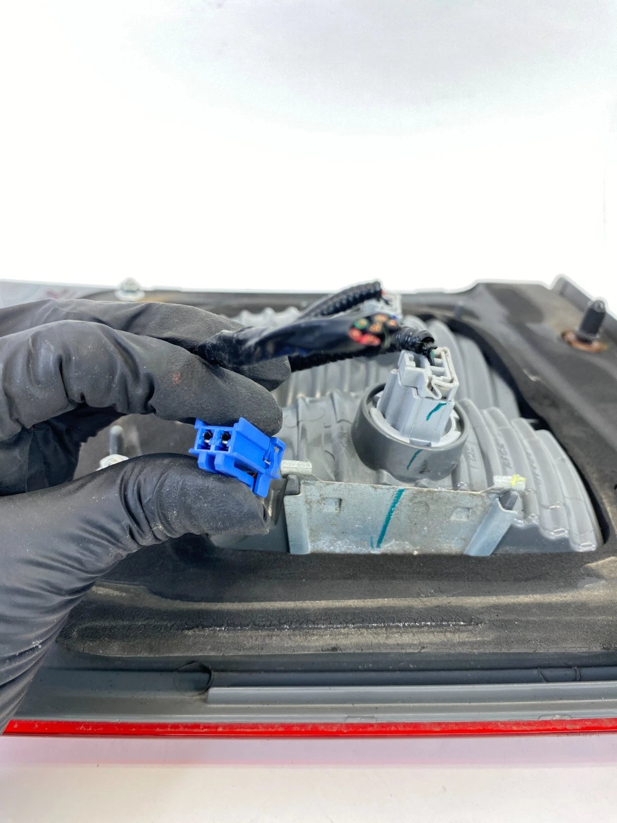 05 06 07 HONDA ODYSSEY REAR RIGHT SIDE TAIL LIGHT TAILLIGHT INNER LAMP OEM