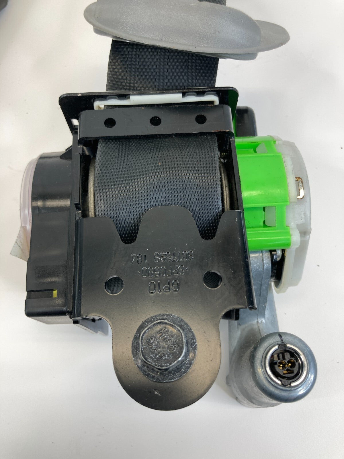 2012-2017 Hyundai Accent Front Right Side Seat Belt Retractor 88880-1R600RY OEM