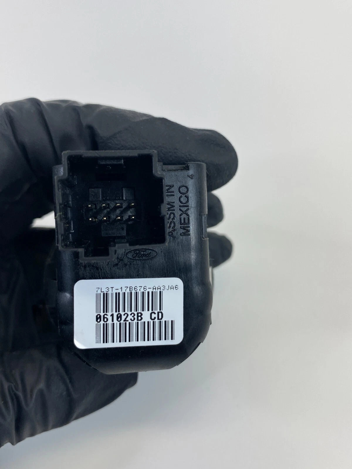 2006-2012 FORD FUSION FRONT LEFT DOOR POWER MIRROR CONTROL SWITCH 7L3T-17B676-AA