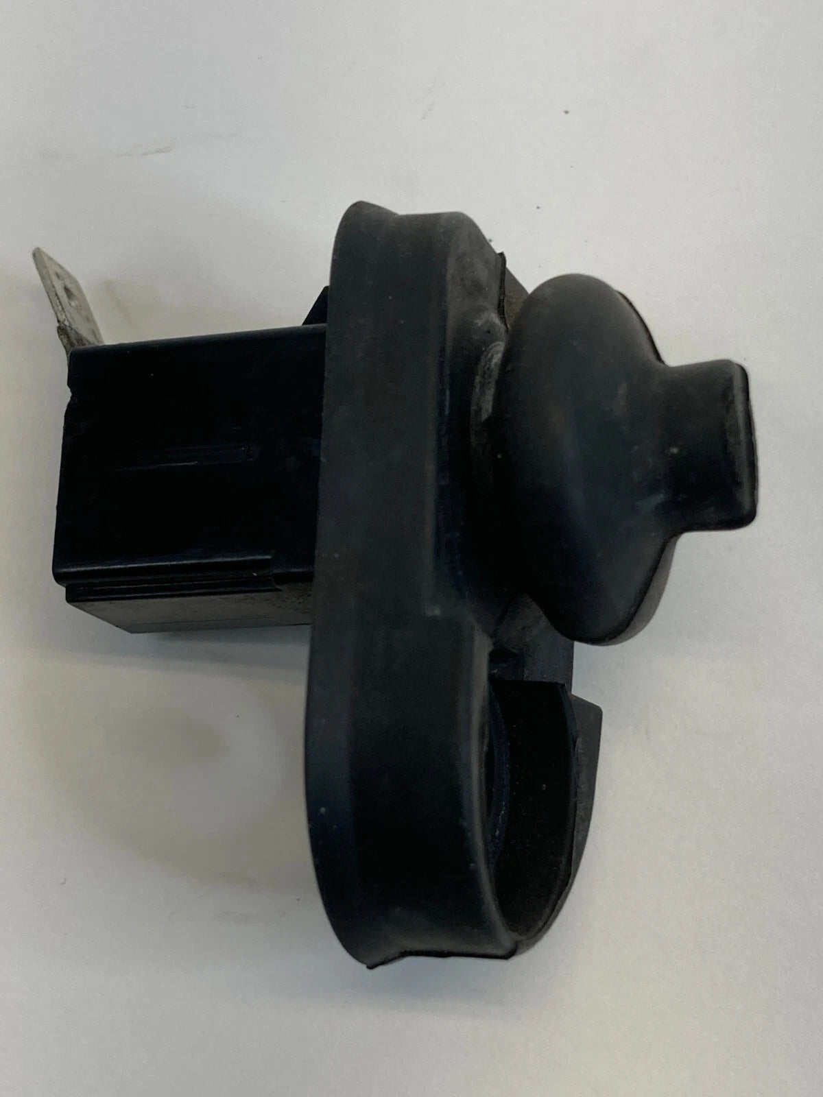 2001-2006 ACURA MDX REAR LEFT SIDE DOOR AJAR JAMB LIGHT SWITCH SENSOR OEM