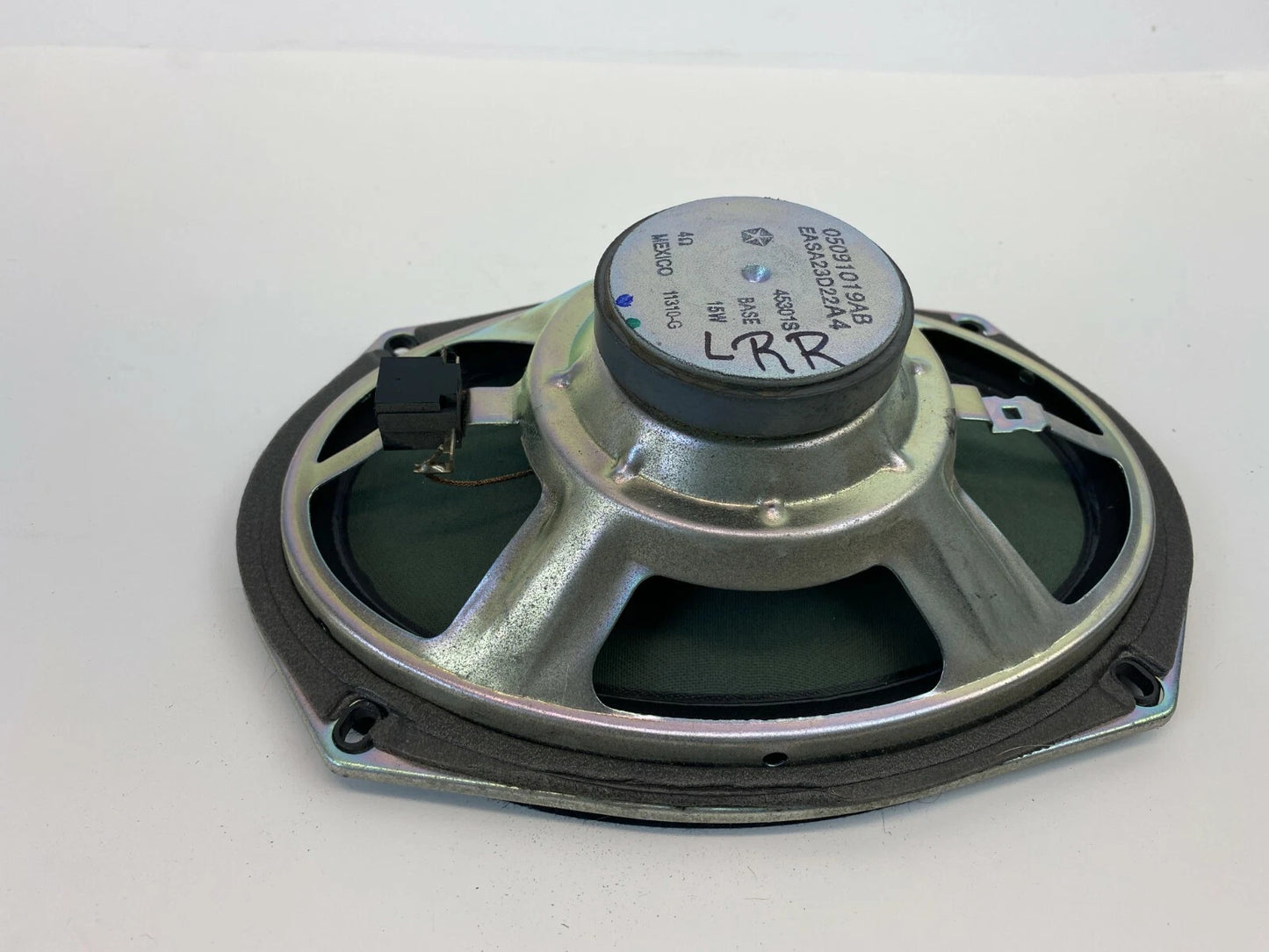 04-16 CHRYSLER TOWN & COUNTRY REAR LEFT SIDE DOOR SOUND AUDIO SPEAKER 05091019AB