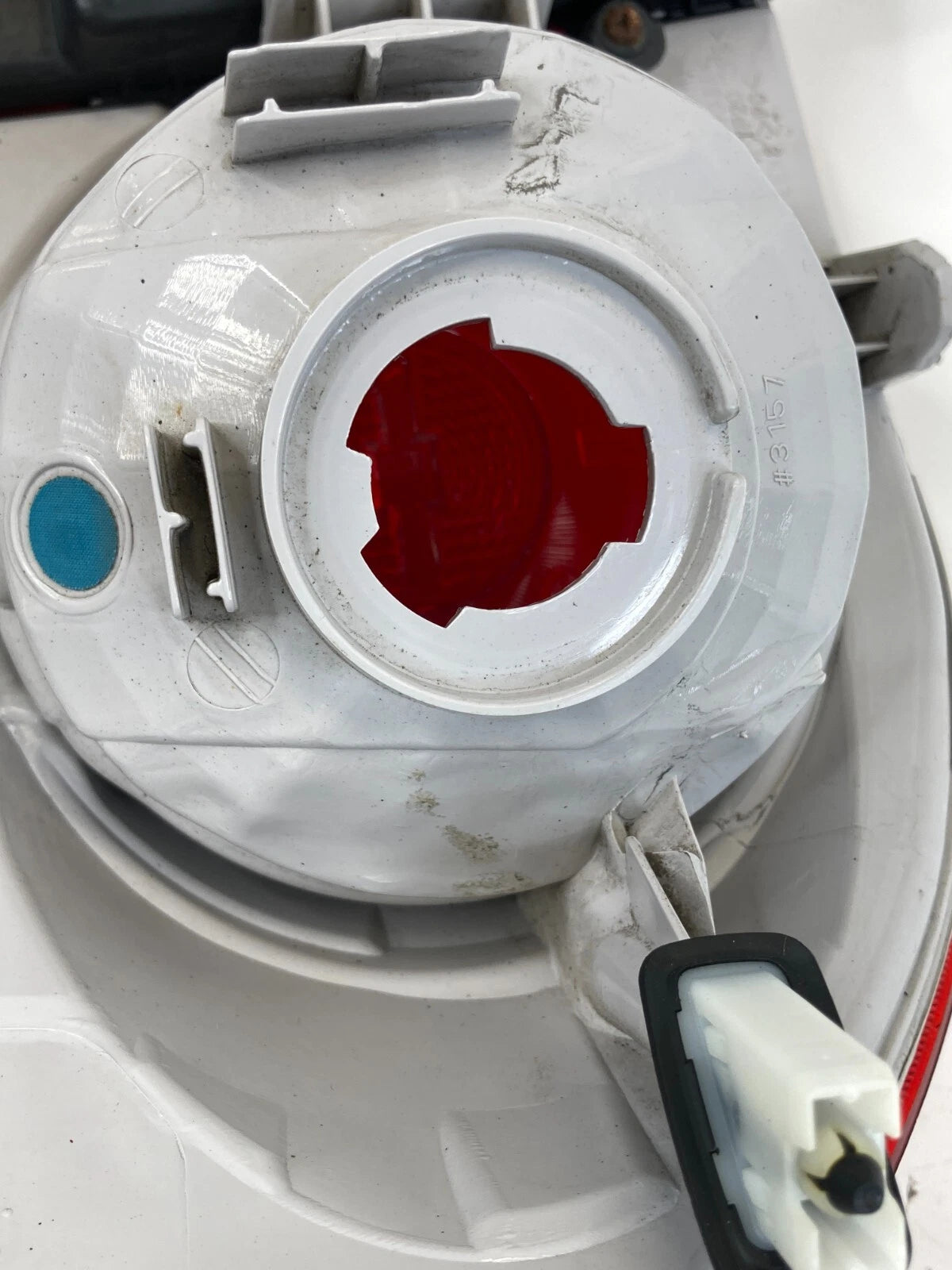 2010-2015 CHEVROLET EQUINOX RIGHT PASSENGER SIDE TAIL LIGHT TAILLIGHT LAMP OEM