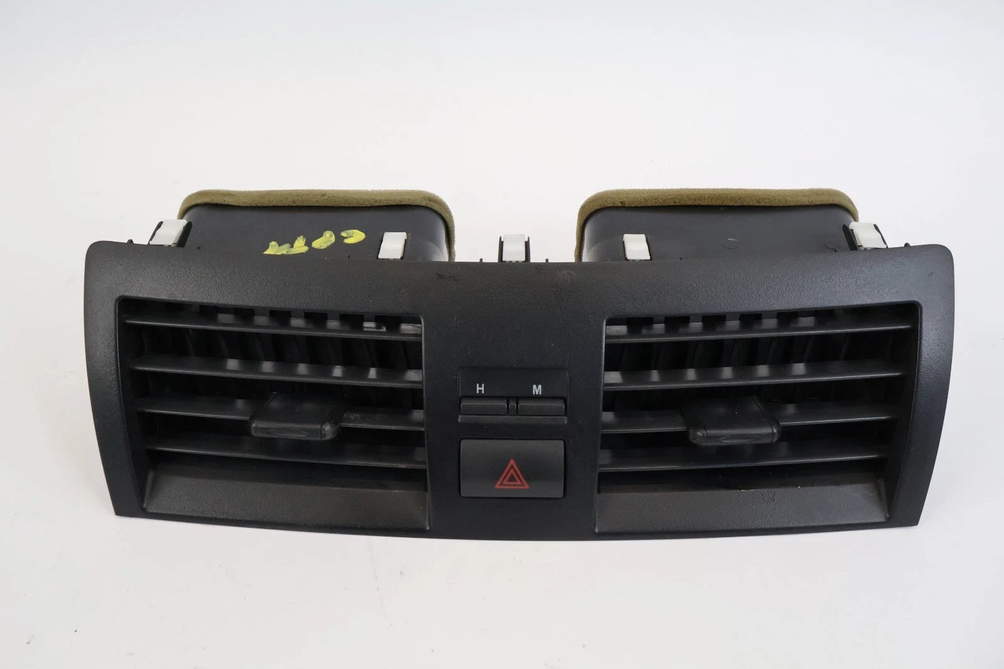 2007-2011 TOYOTA CAMRY DASH CENTER AIR VENT OUTLET DUCT W/ HAZARD SWITCH OEM