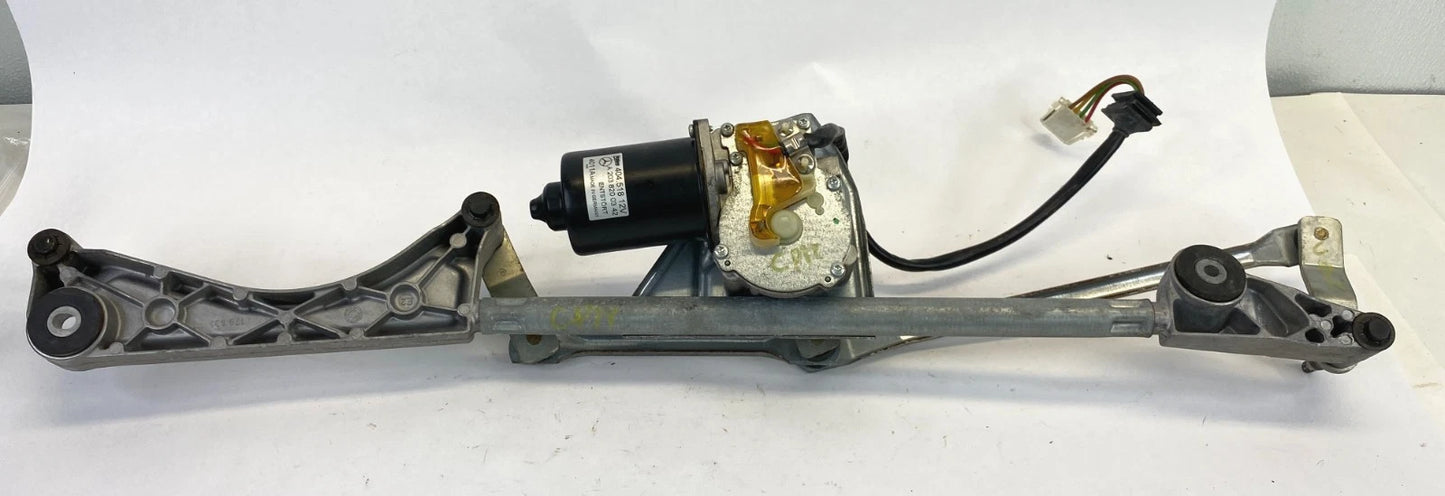 2001-2005 MERCEDES C240 WAGON WINDSHIELD WIPER MOTOR W/ LINKAGE OEM A2038200342