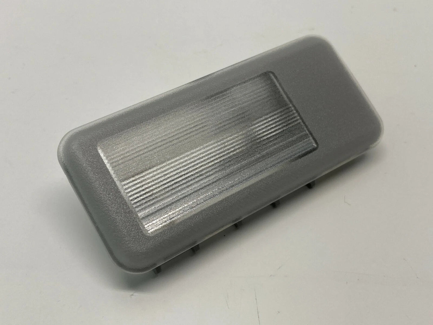 2004-2010 BMW X3 2000-2006 X5 SUNVISOR VANITY LIGHT LAMP 140930 GRAY OEM