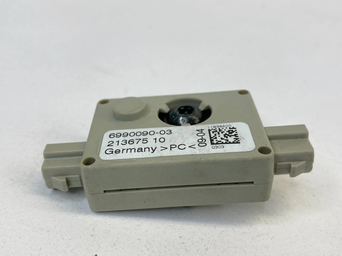 2004-2010 BMW X3 REAR RADIO ANTENNA SIGNAL RECEPTION MODULE TRAP 6990090-03 OEM