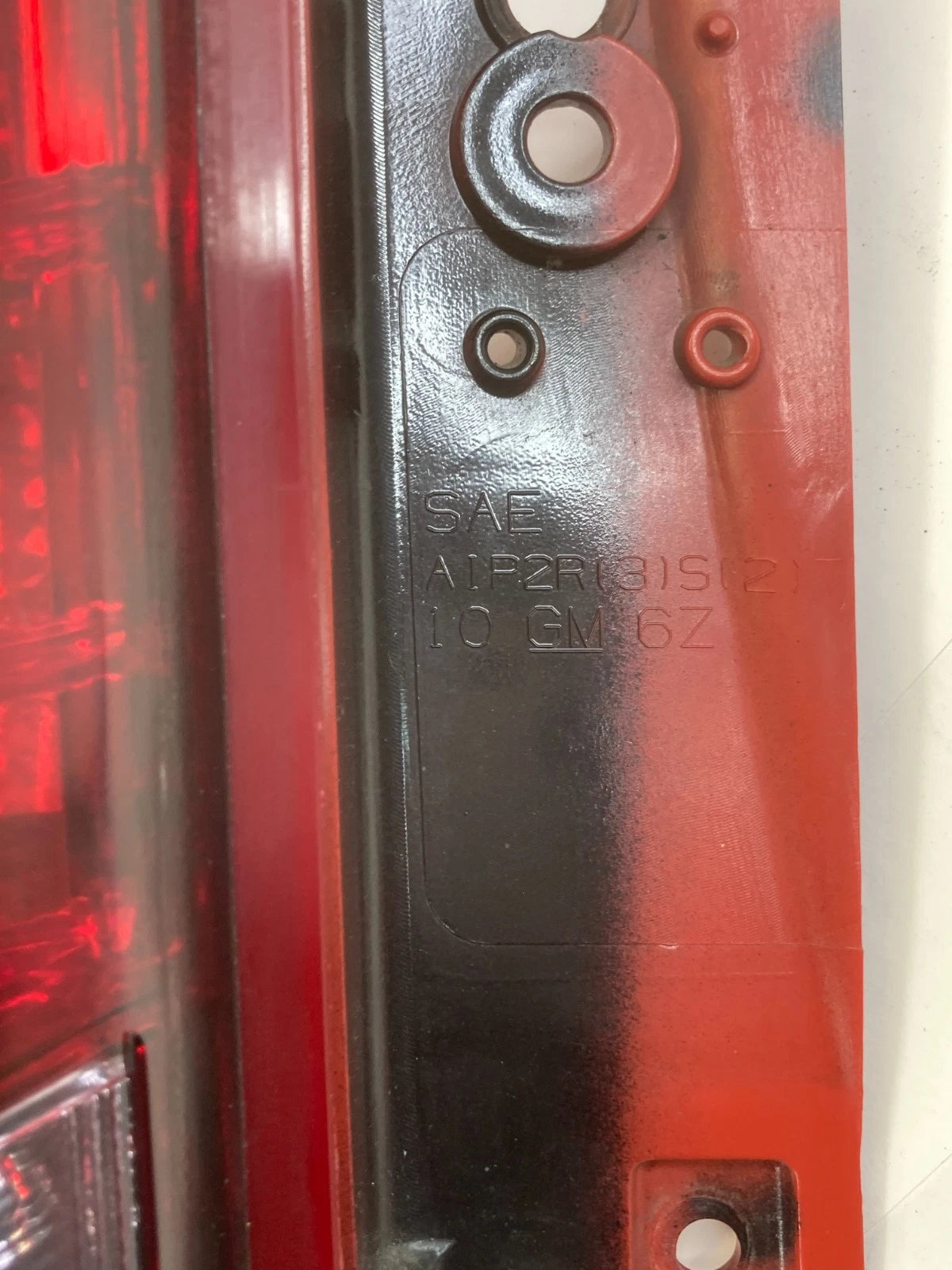2010-2016 CADILLAC SRX REAR LEFT DRIVER TAIL LIGHT BRAKE LAMP LED 20882926 OEM