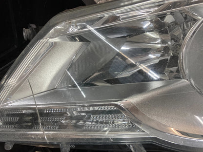 09-11 VOLKSWAGEN TIGUAN FRONT LEFT HEADLIGHT HEADLAMP HALOGEN 5N1-941-031-AC OEM