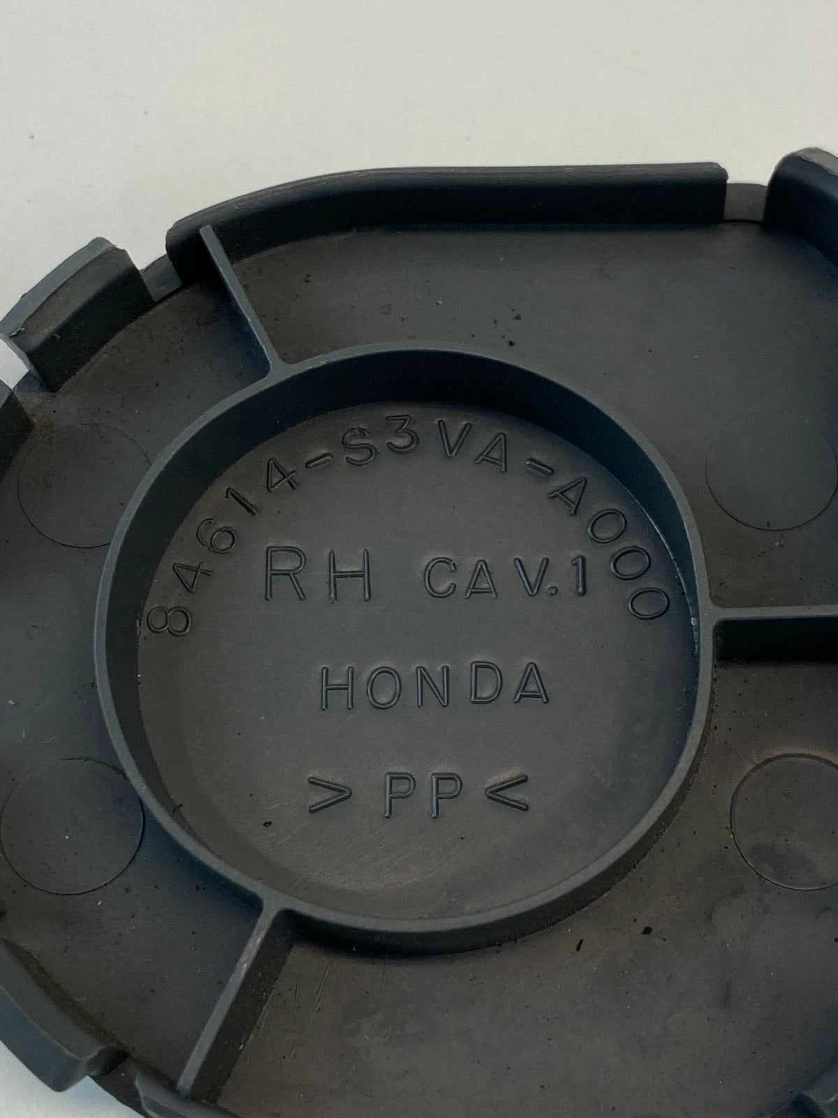 2003-2008 HONDA PILOT REAR RIGHT SIDE CARGO SHADE COVER CAP TRIM 84614-S3VA-A000