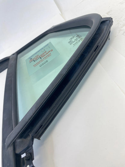 2012-2015 KIA OPTIMA SEDAN REAR LEFT SIDE DOOR QUARTER FIXED GLASS W/RUN CHANNEL