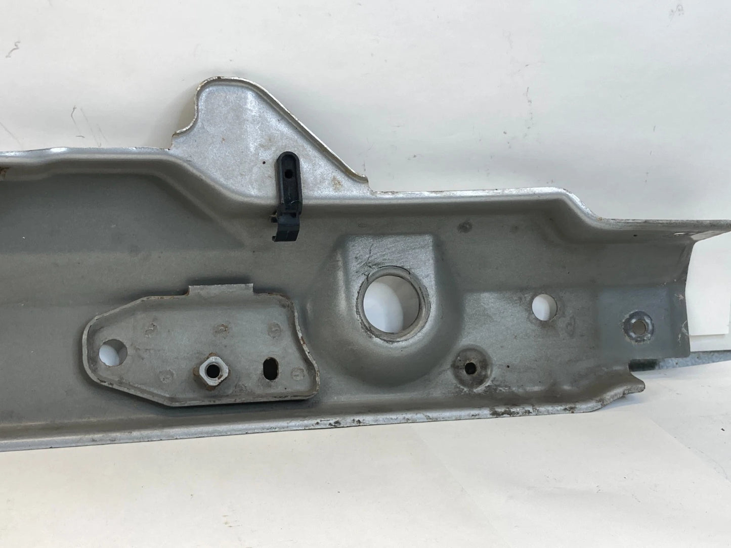 2004-2009 TOYOTA PRIUS 1.5L UPPER TIE BAR RADIATOR SUPPORT OEM