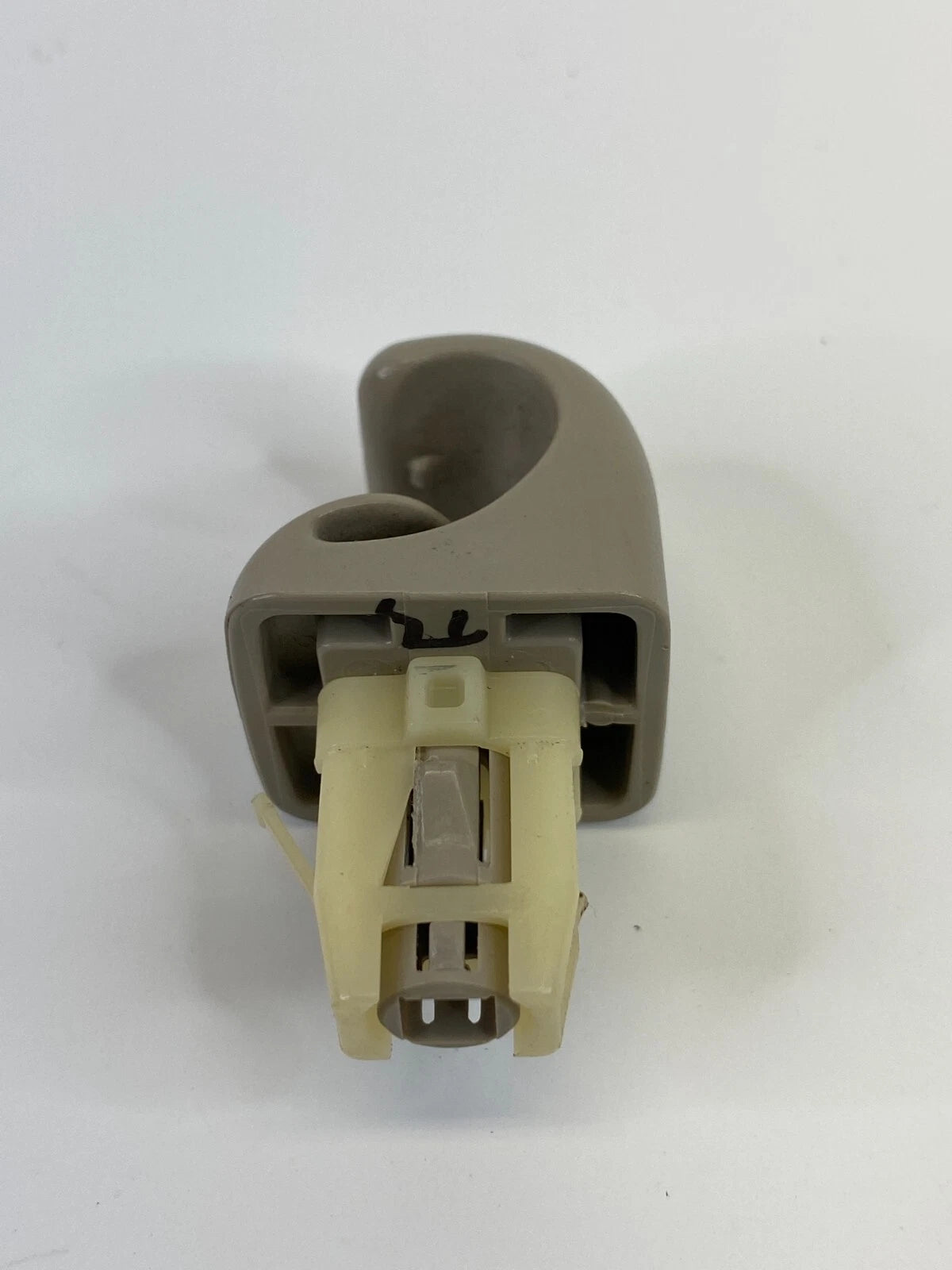 03-08 TOYOTA COROLLA LEFT SIDE SUNVISOR SUN VISOR SHADE CLIP HOLDER RETAINER OEM