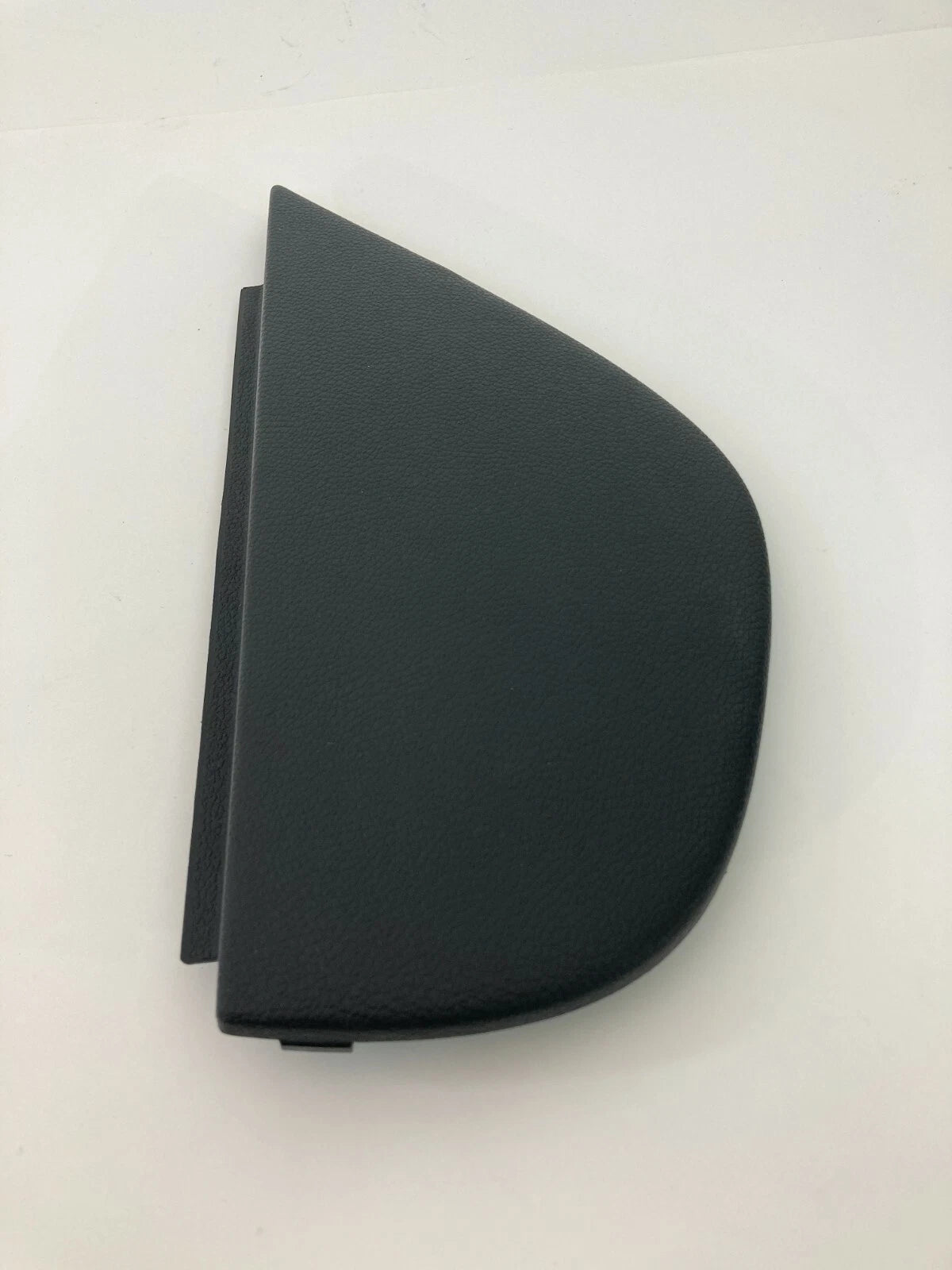 2005-2010 VOLKSWAGEN JETTA DASH RIGHT SIDE END CAP COVER TRIM 1K0-858-248 OEM