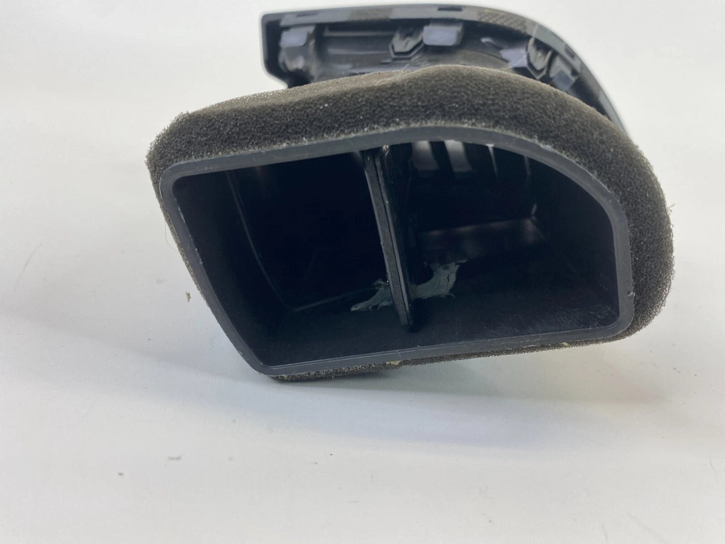 12-17 Hyundai Accent Dash Front Right Passenger A/C Air Vent 97480-1R000 OEM