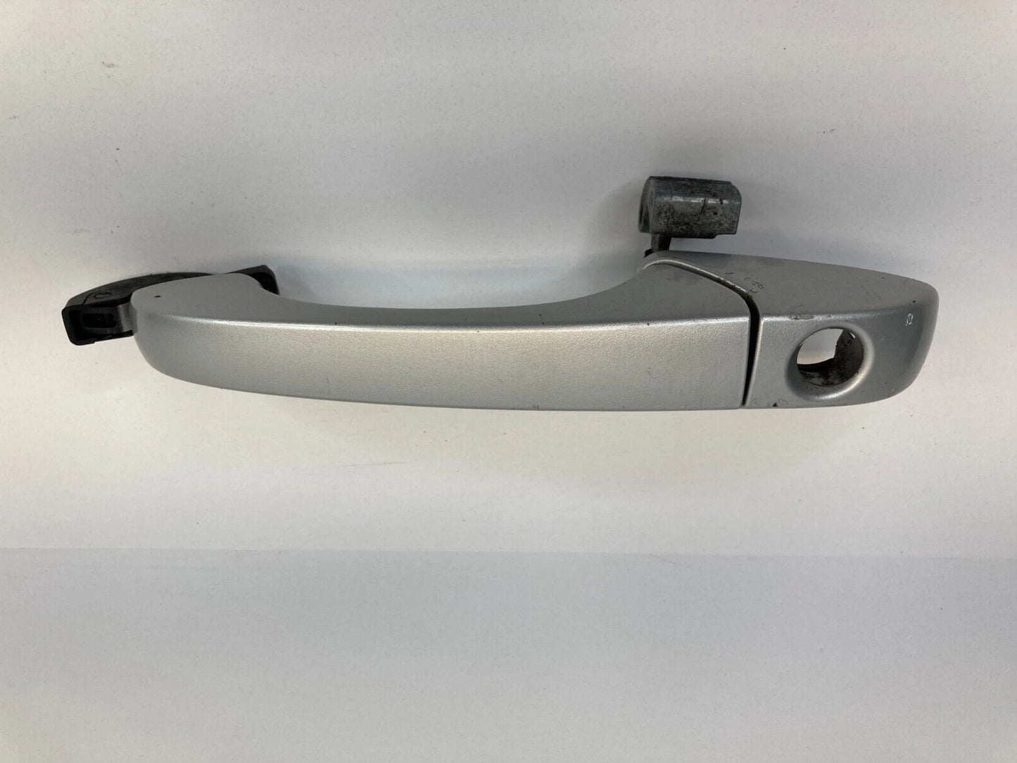 2011-2014 CHRYSLER 200 AVENGER SEDAN FRONT LEFT SIDE EXTERIOR DOOR HANDLE OEM