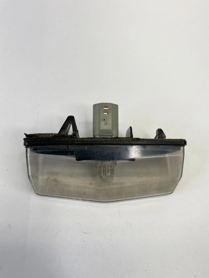 2009 2010 2011 2012 2013 TOYOTA MATRIX REAR LICENSE PLATE LAMP LIGHT E130551 OEM