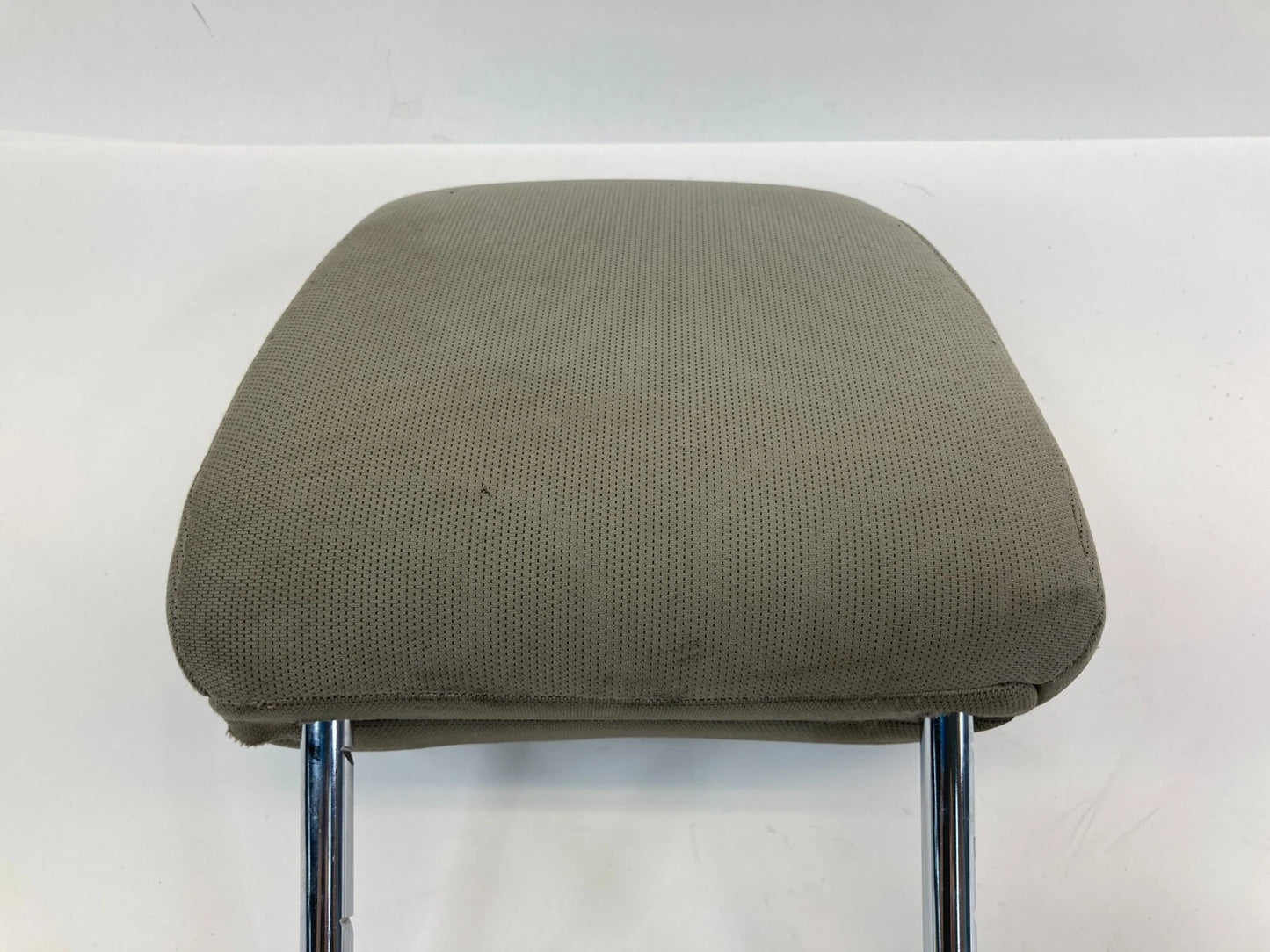 2009 2010 2011 FORD FOCUS FRONT RIGHT SIDE SEAT HEADREST HEAD REST ASSEMBLY OEM