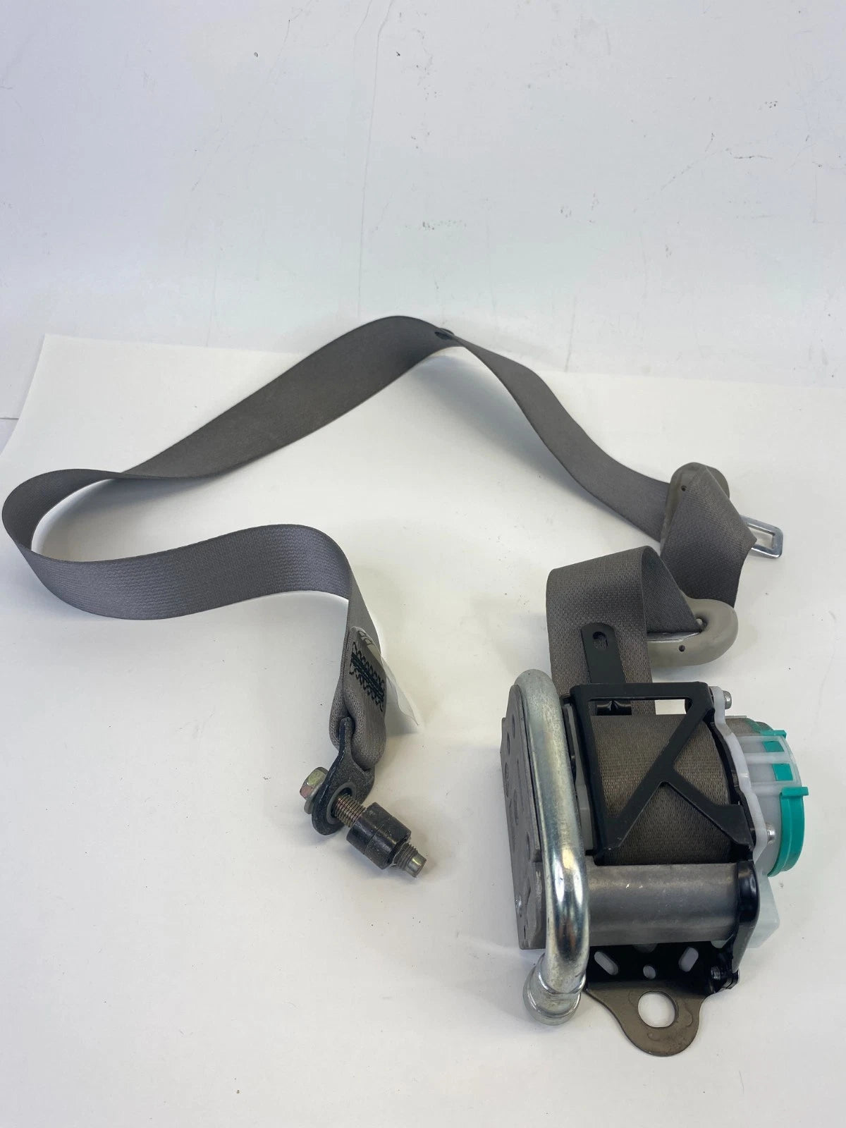 11 12 13 14 15 16 17 Nissan Quest Front Right Side Seat Belt Retractor Assy OEM