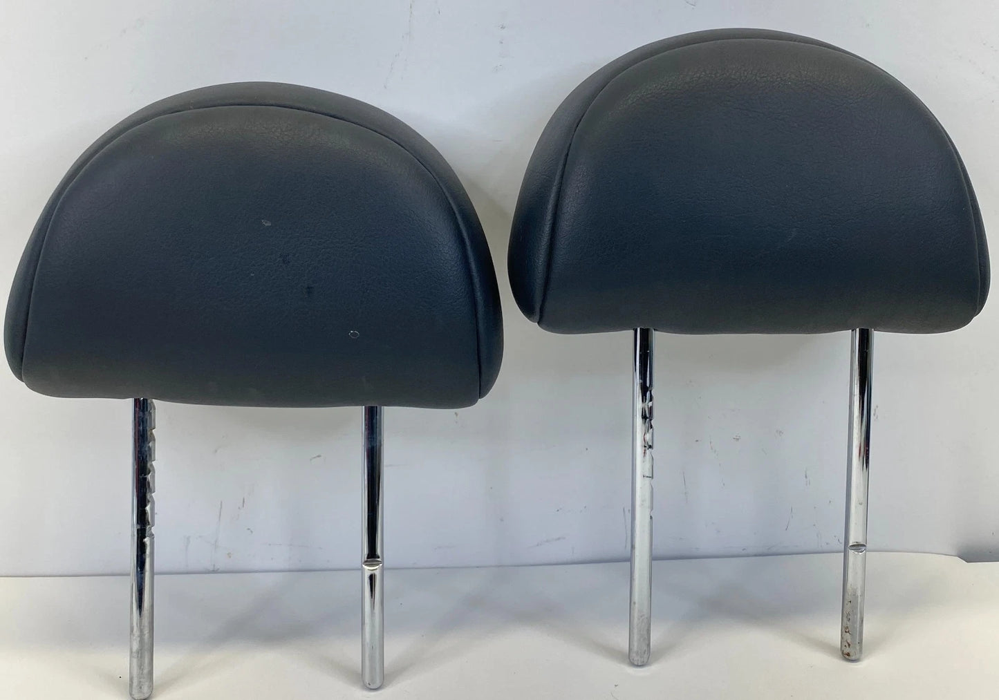 02-06 MINI COOPER FRONT LEFT & RIGHT SEAT HEADREST HEAD REST LEATHER BLACK OEM