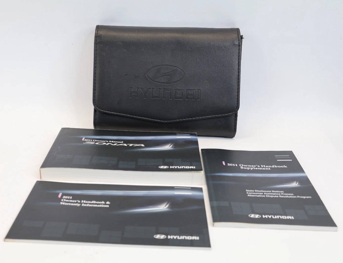 2011 HYUNDAI SONATA OWNERS MANUAL SET WITH CASE USER GUIDES BOOKLETS OEM FACTORY