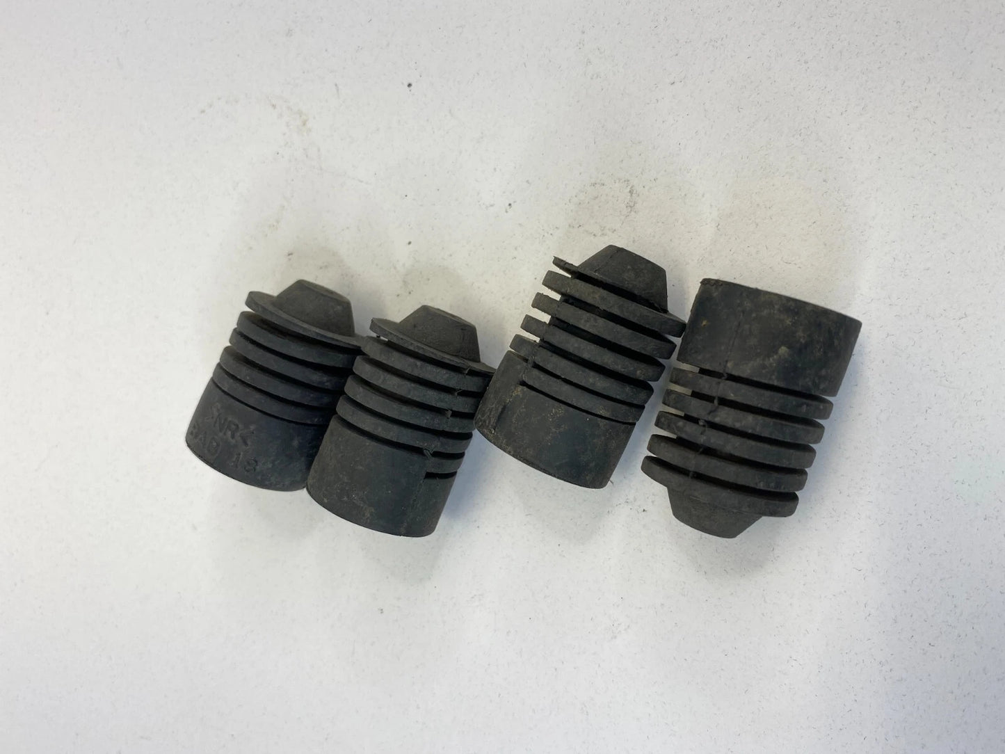 2009-2013 TOYOTA MATRIX FRONT HOOD BUMPER ADJUSTMENT RUBBER CUSHION SET OEM