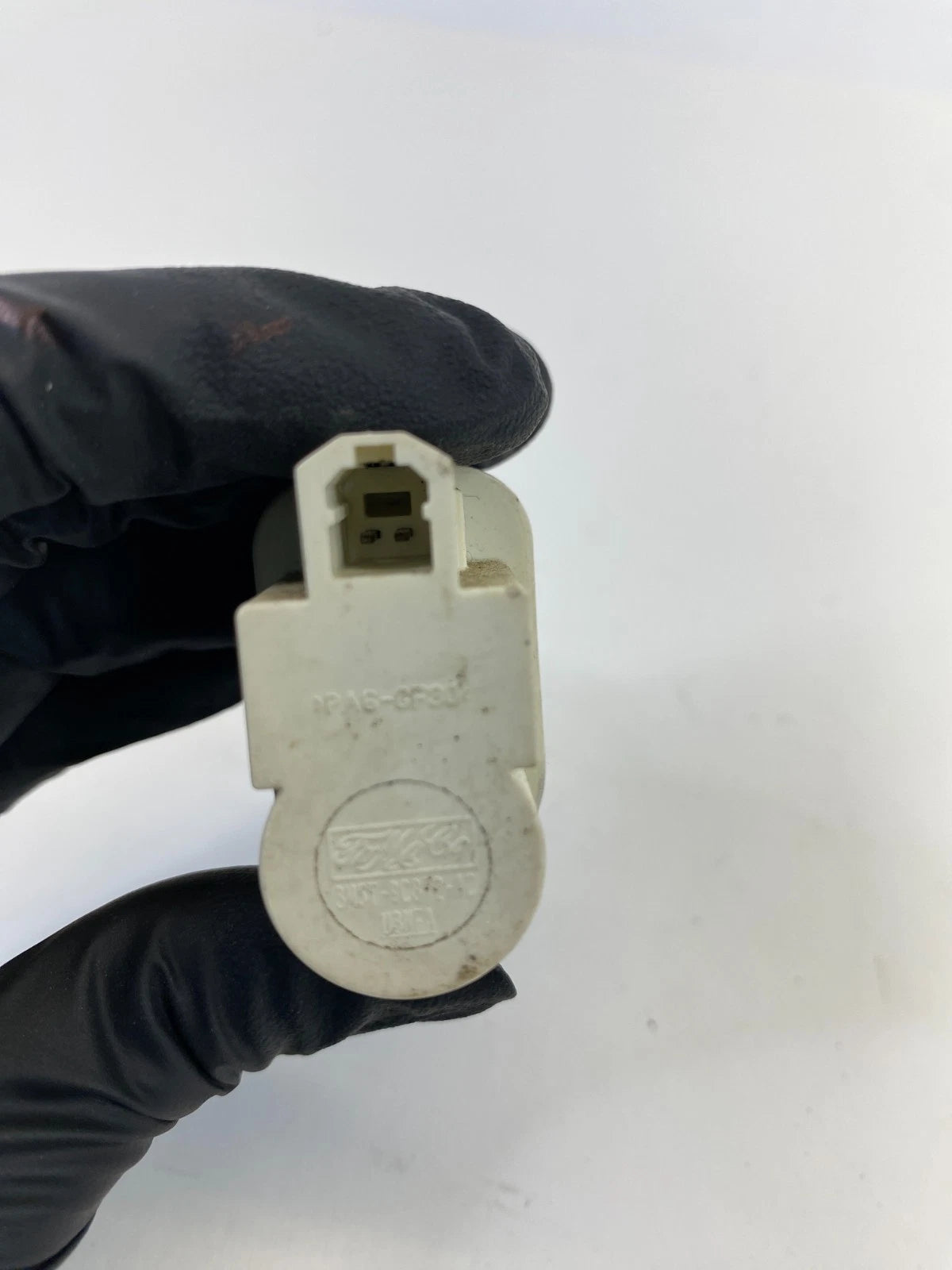 2011-2018 Volvo S60 Brake Pedal Stop Light Control Switch 3M5T-9C872-AC OEM