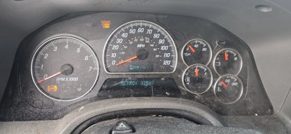 2002-2004 GMC ENVOY INSTRUMENT CLUSTER SPEEDOMETER GAUGES 32K MILES 15115883