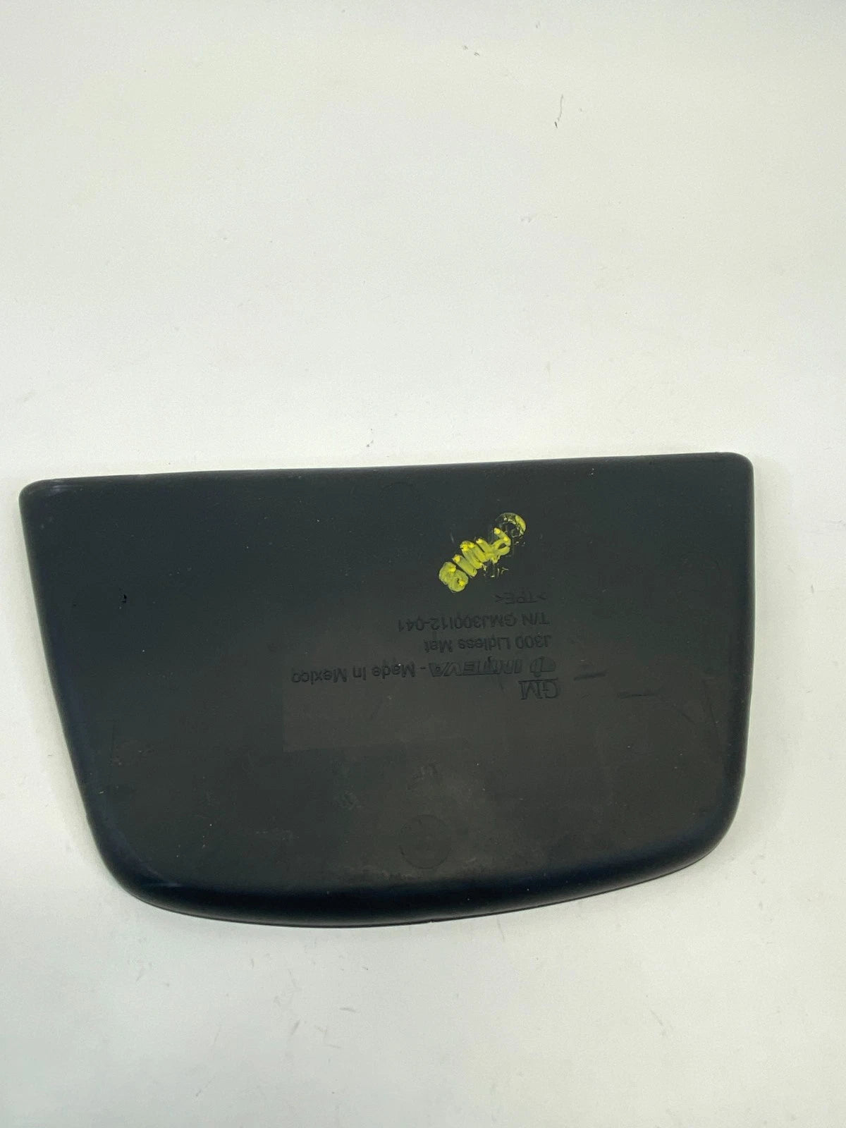 2011-2015 CHEVROLET CRUZE CENTER CONSOLE STORAGE COVER MAT LID GMJ300L12041