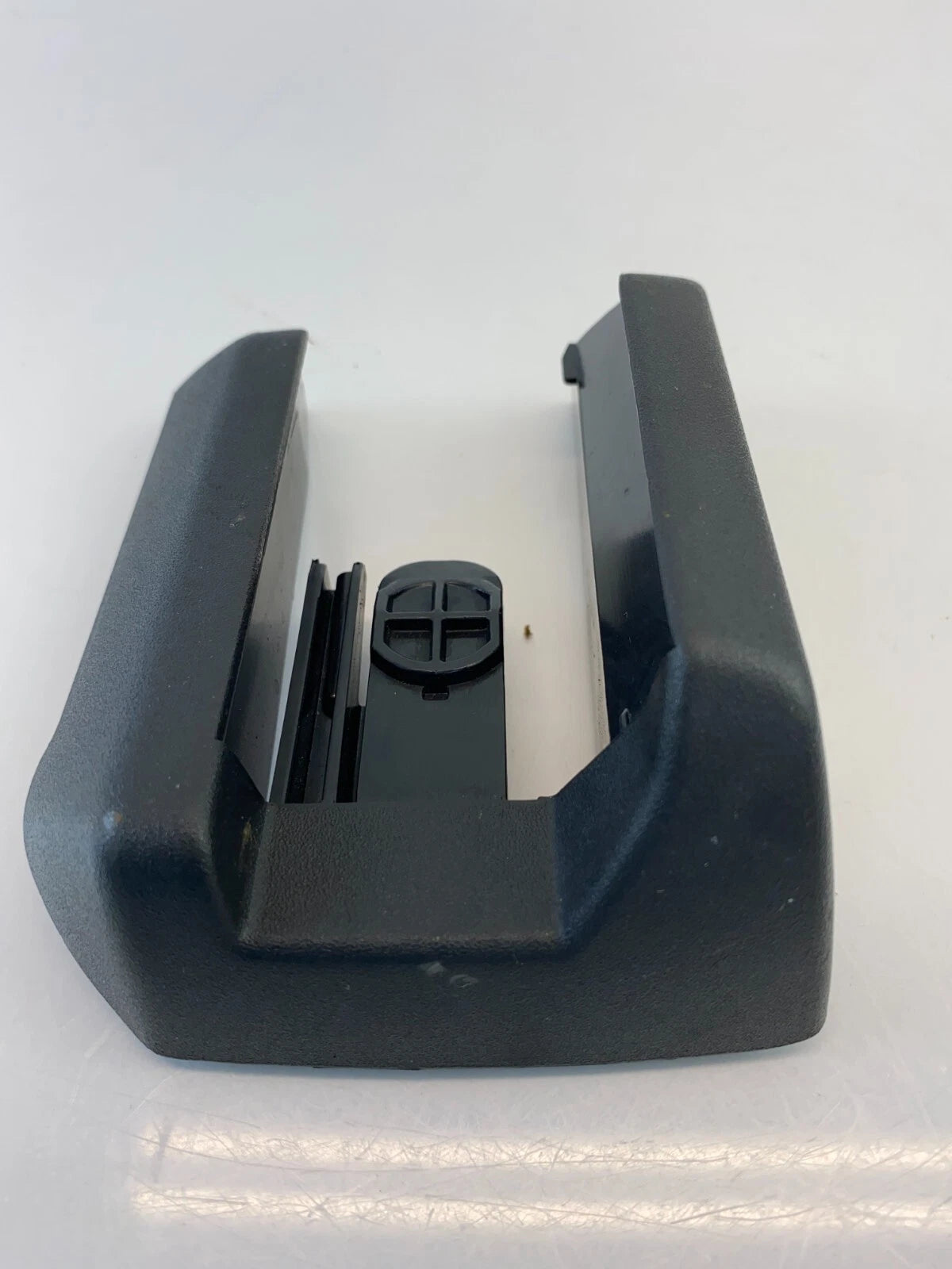 2005-2009 05 06 07 08 09 VOLVO S60 FRONT LEFT SEAT RAIL COVER TRIM 30662549 OEM