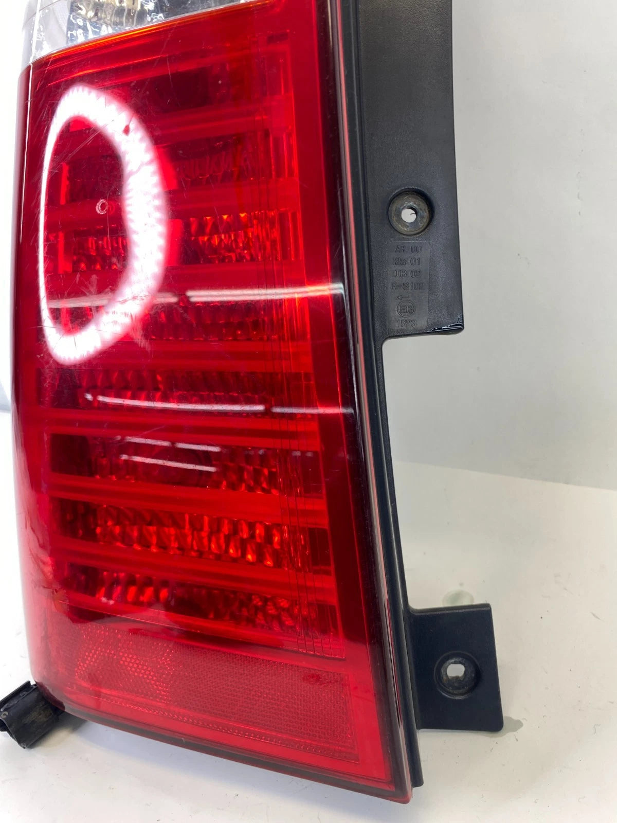 2006-2014 KIA SEDONA DRIVER LEFT SIDE TAIL LIGHT LAMP TAILLIGHT TAILLAMP OEM