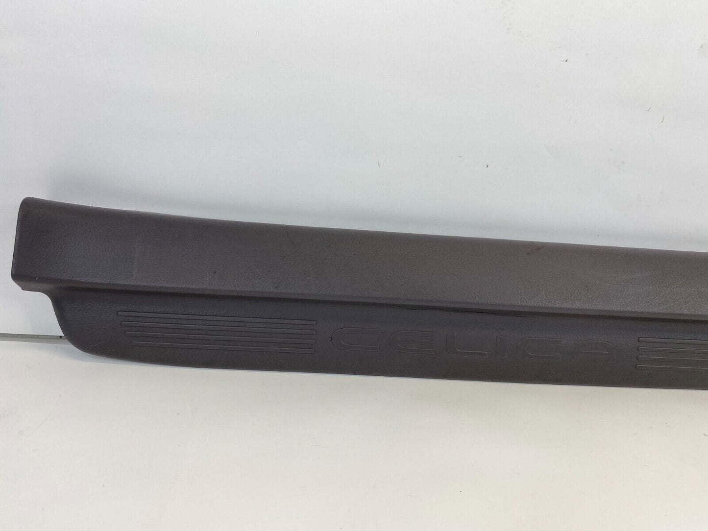 00-05 Toyota Celica Front Right Door Scuff Sill Plate Cover Panel 67913-20240