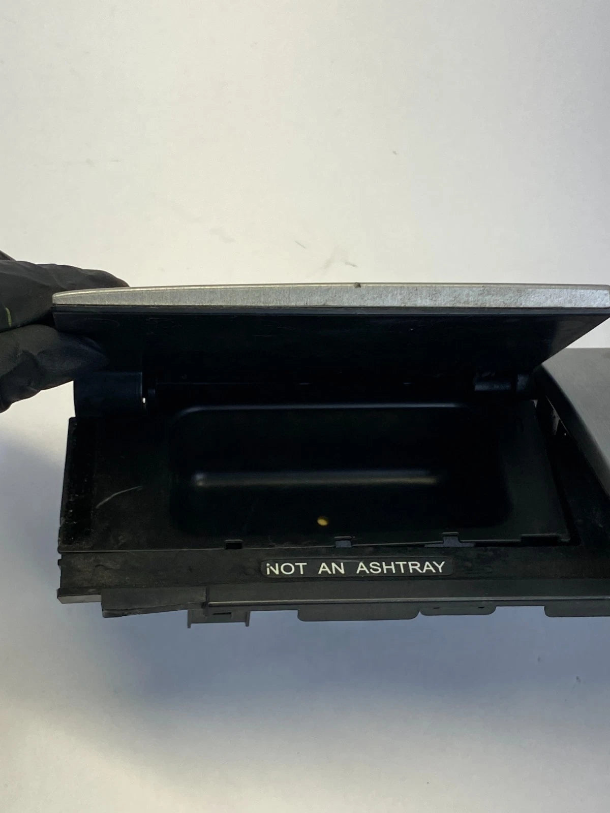 2003-2007 HONDA ACCORD CENTER CONSOLE ASHTRAY POWER OUTLET OEM FACTORY