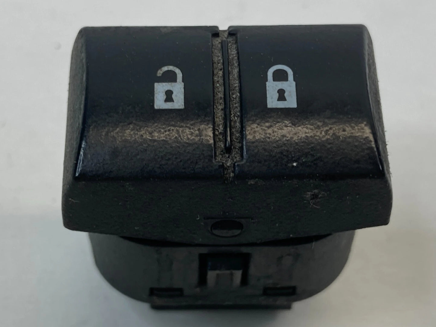 2005-2010 CHEVROLET COBALT FRONT LEFT SIDE DOOR LOCK CONTROL SWITCH 15777136