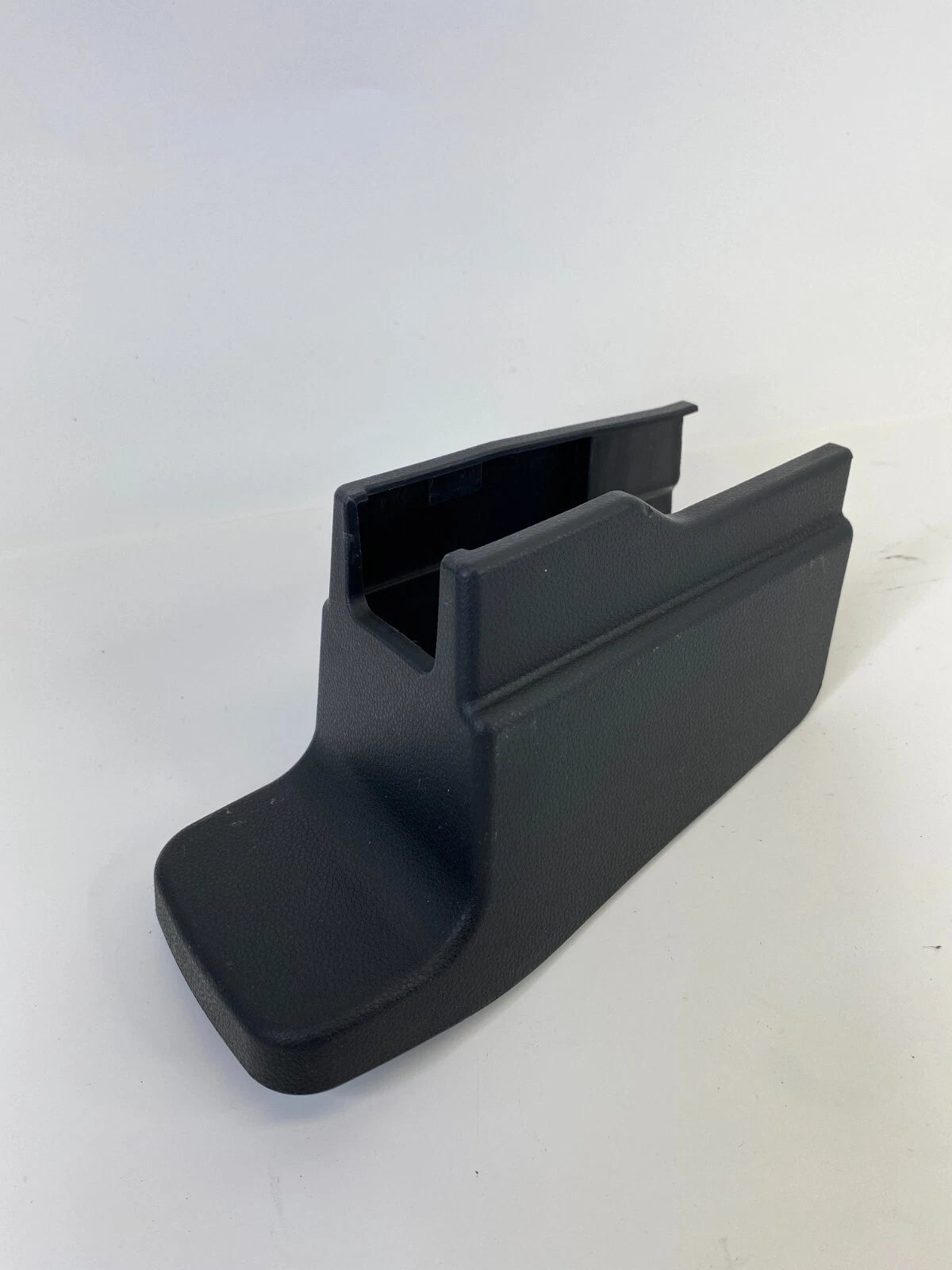 2007-2012 MAZDA CX-7 REAR RIGHT SEAT, LEFT POSITION SEAT TRACK COVER TRIM OEM