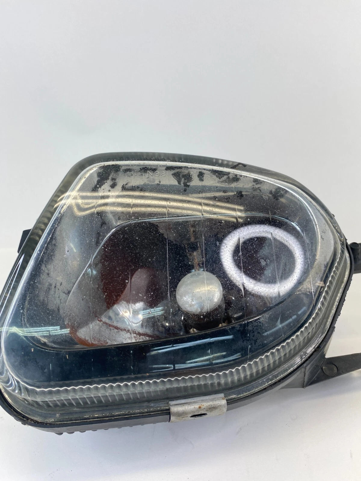 2003-2005 MERCEDES BENZ E320 FRONT LEFT DRIVER SIDE FOG LIGHT LAMP 154825-00 OEM