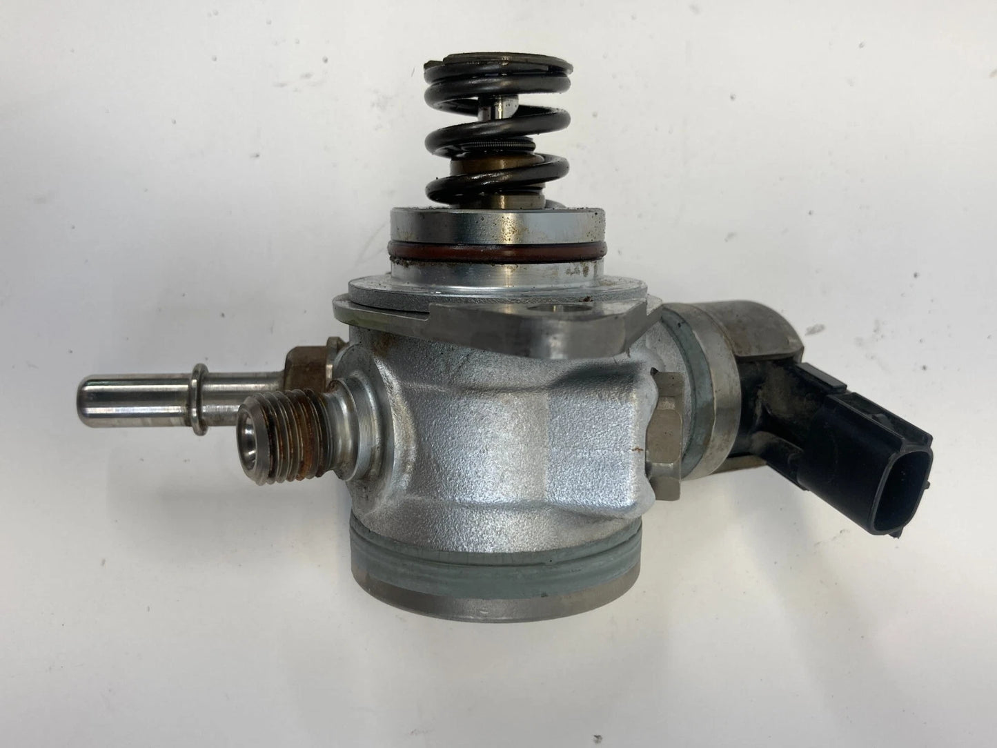 2012-2017 FORD FOCUS 2.0L L4 HIGH PRESSURE FUEL PUMP CM5E-9D376-CB OEM