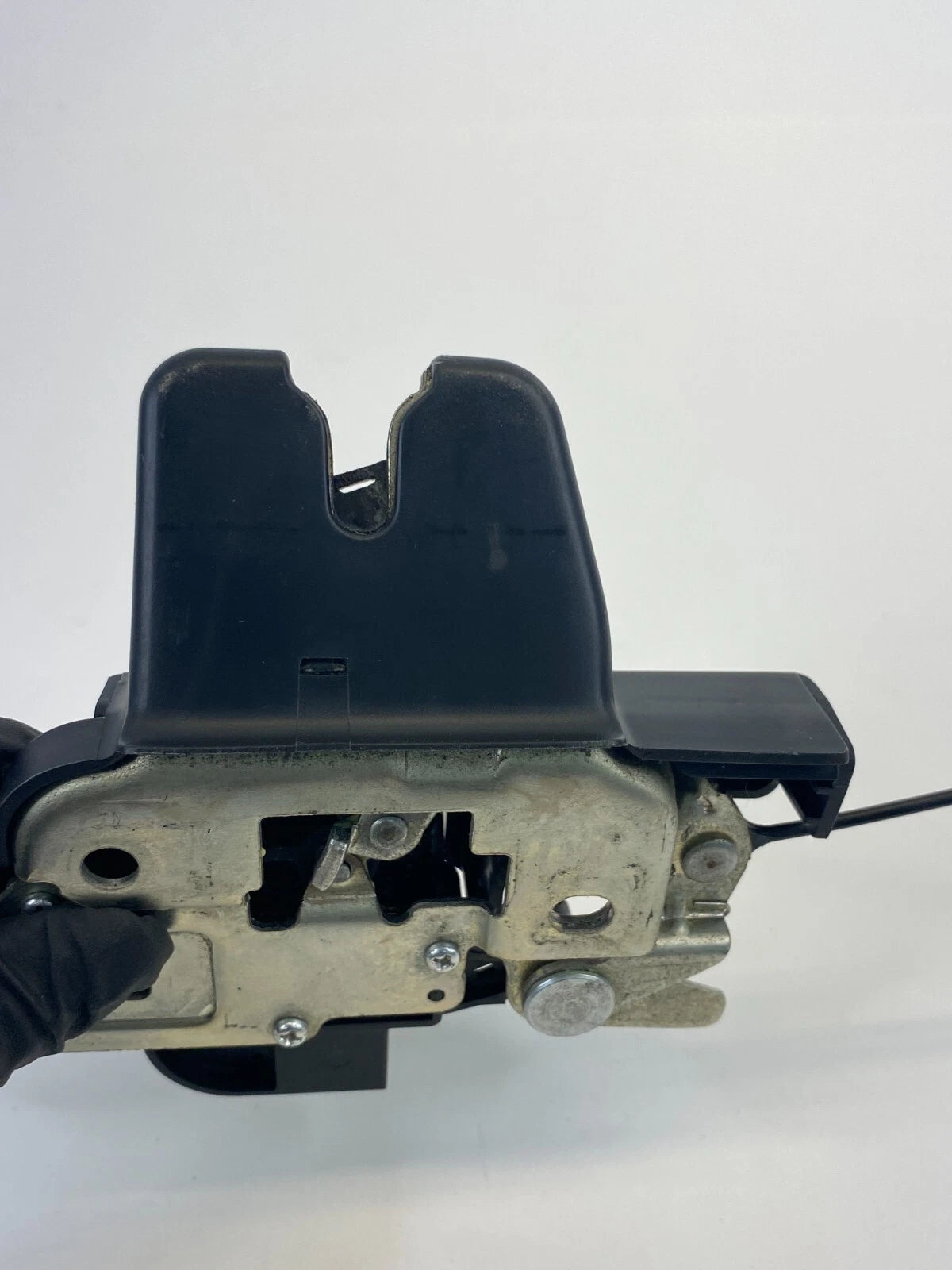 2007 2008 INFINITI G35 SEDAN REAR TRUNK LOCK LATCH RELEASE ACTUATOR OEM