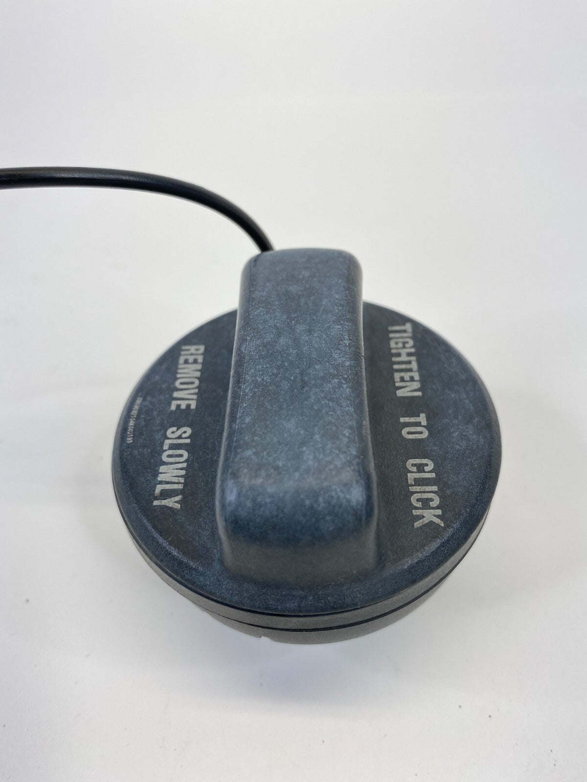 07 08 09 10 11 12 13 Acura MDX 3.7L V6 Fuel Gas Tank Cap Cover Lid OEM