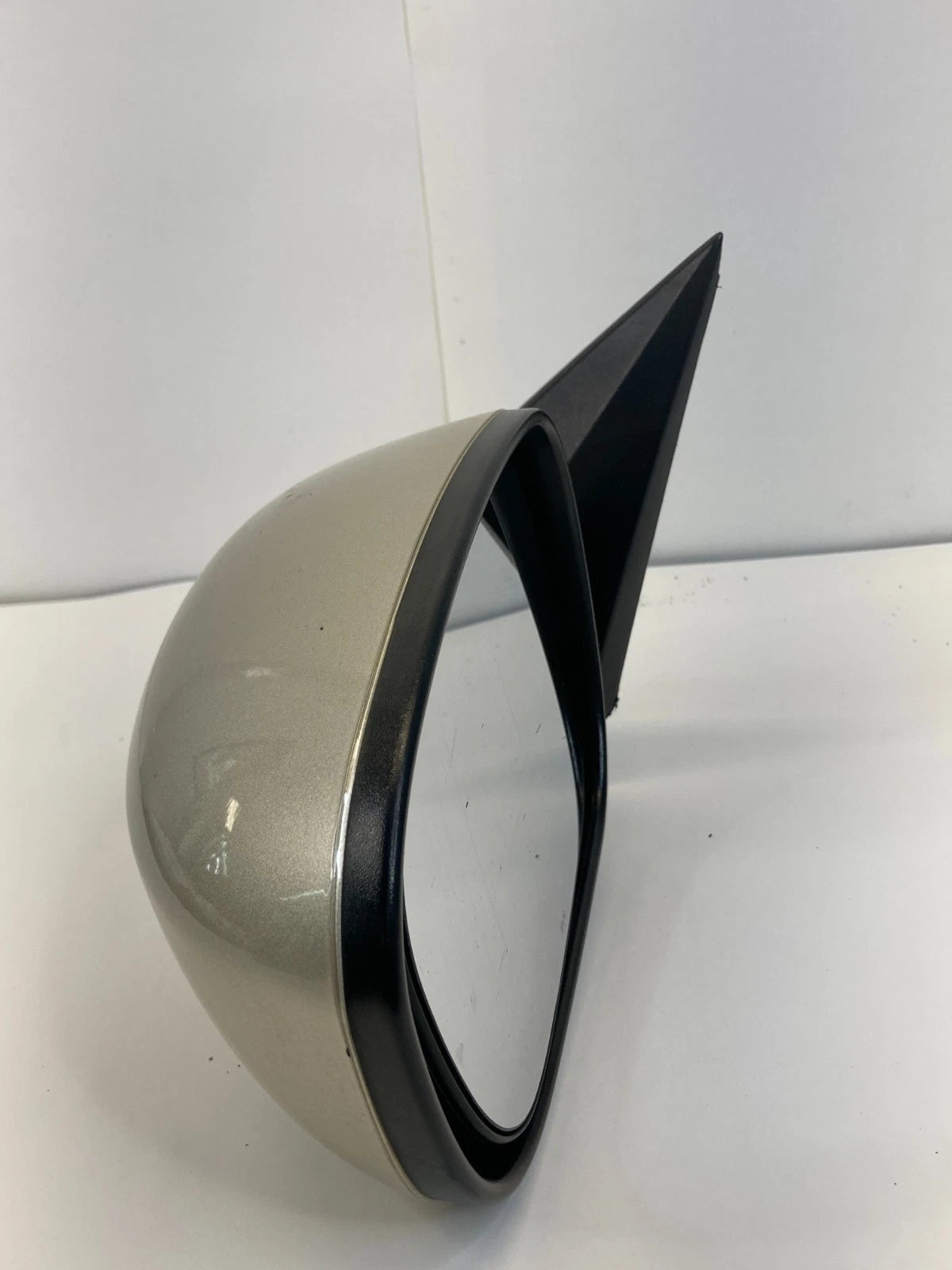 2006-2010 DODGE CHARGER FRONT LEFT DRIVER SIDE VIEW POWER DOOR MIRROR E11015628