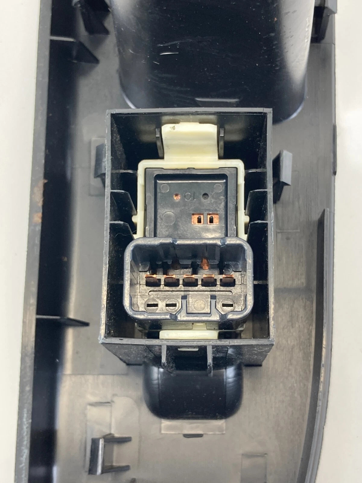 07-12 MITSUBISHI GALANT REAR RIGHT WINDOW SWITCH W/ TRIM BEZEL 7222A040-0708 OEM