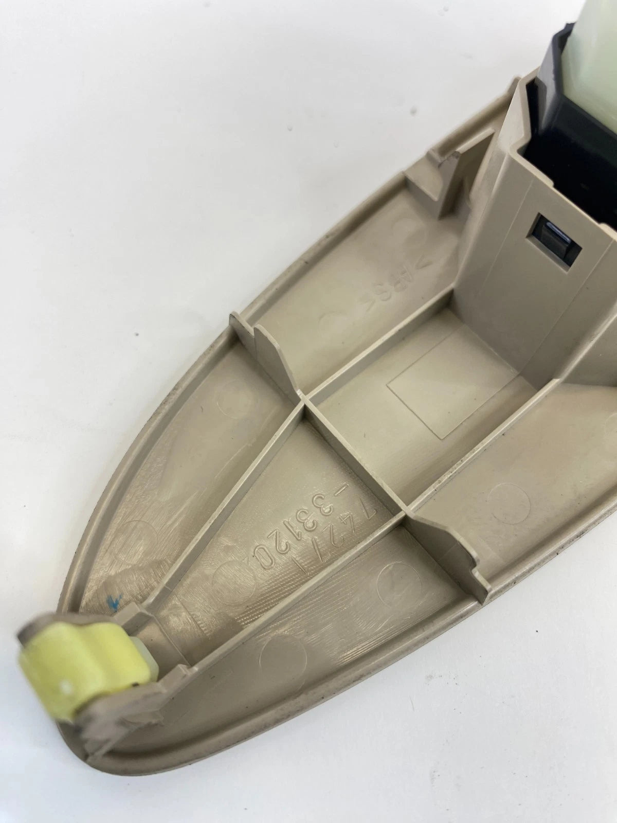 2002 2003 Lexus ES300 Rear Right Side Door Window Switch w/ Bezel 7427133120