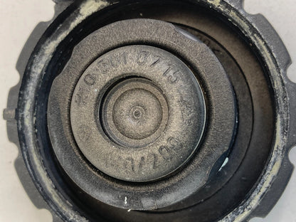 2007 07 MERCEDES-BENZ ML 350 ENGINE COOLANT RESERVOIR CAP LID COVER 2105010715