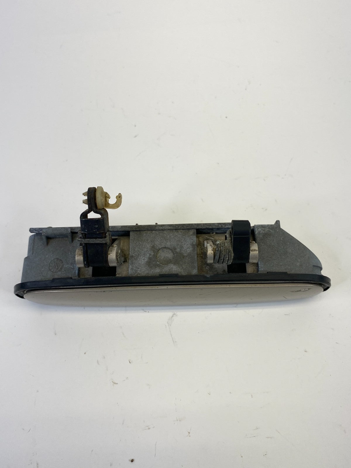 98-04 Audi A6 Quattro Rear Right Back Side Exterior Door Handle 4B2-837-886 OEM