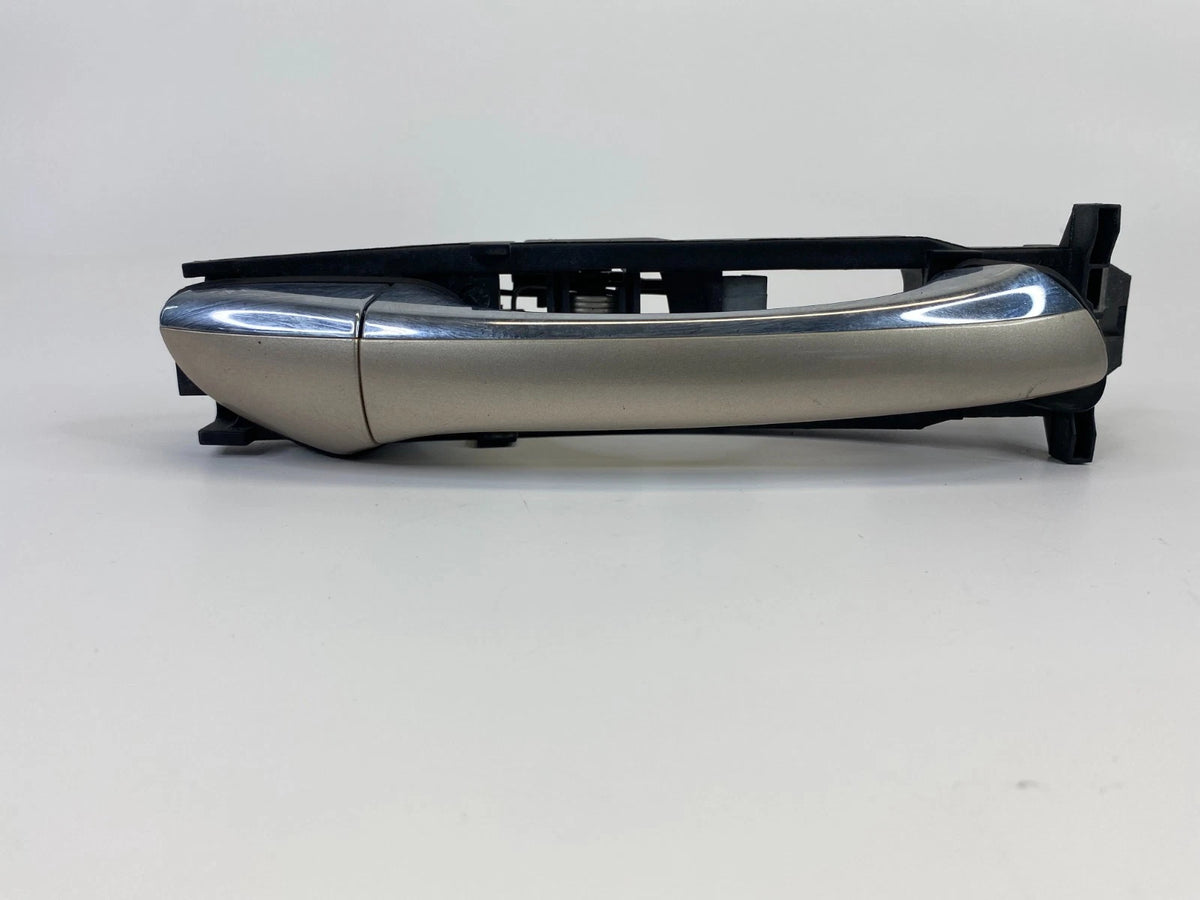 2003-2009 MERCEDES-BENZ E500 REAR RIGHT SIDE EXTERIOR OUTER DOOR HANDLE OEM