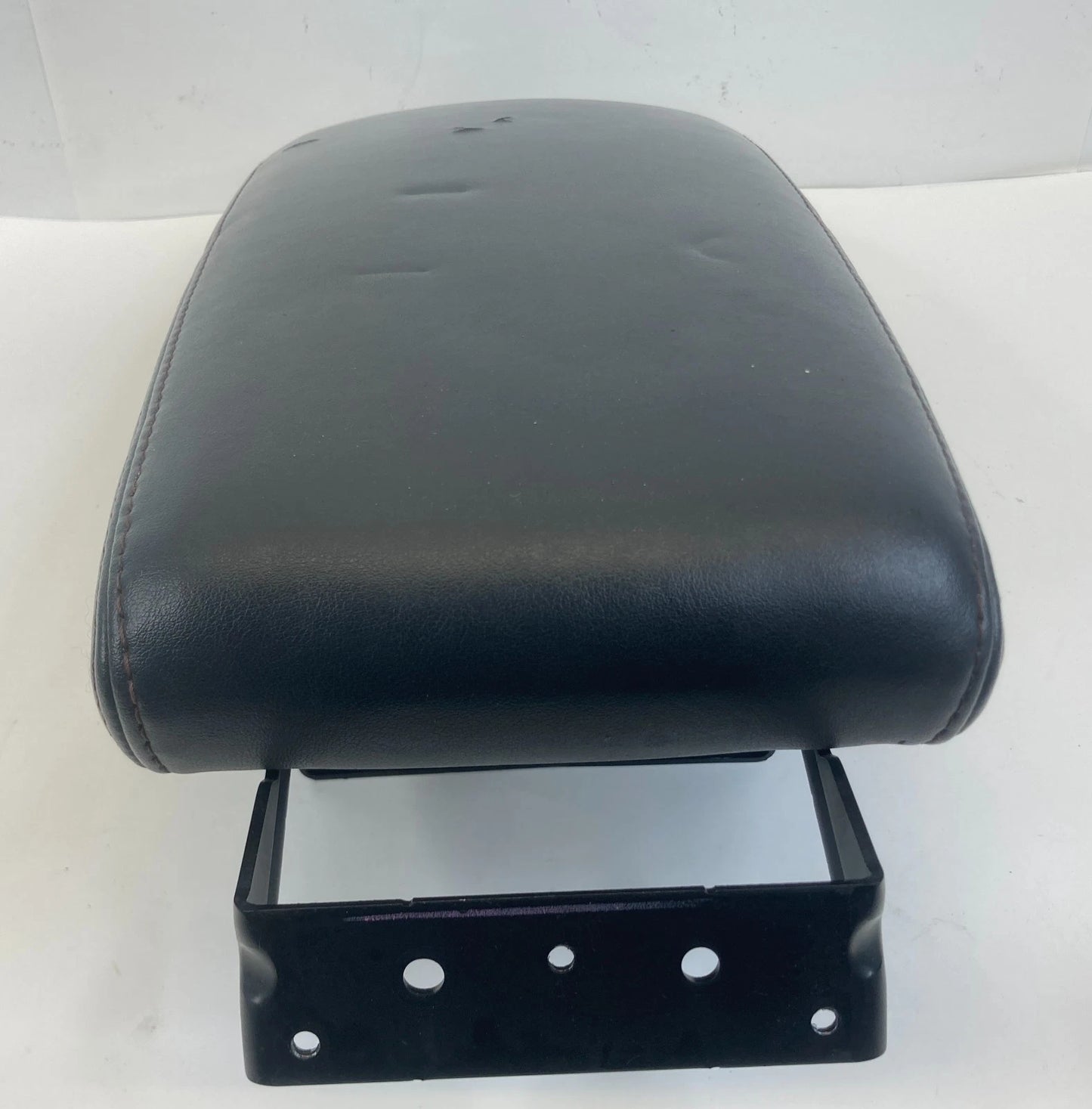 09 10 NISSAN MAXIMA CENTER CONSOLE ARM REST ARMREST LID COMPARTMENT OEM
