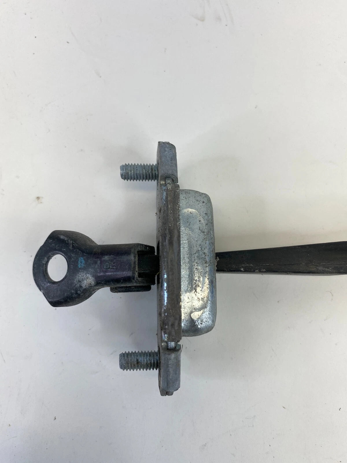 2011-2016 KIA OPTIMA REAR LEFT SIDE DOOR CHECK HINGE STOPPER DETENT ASSEMBLY OEM