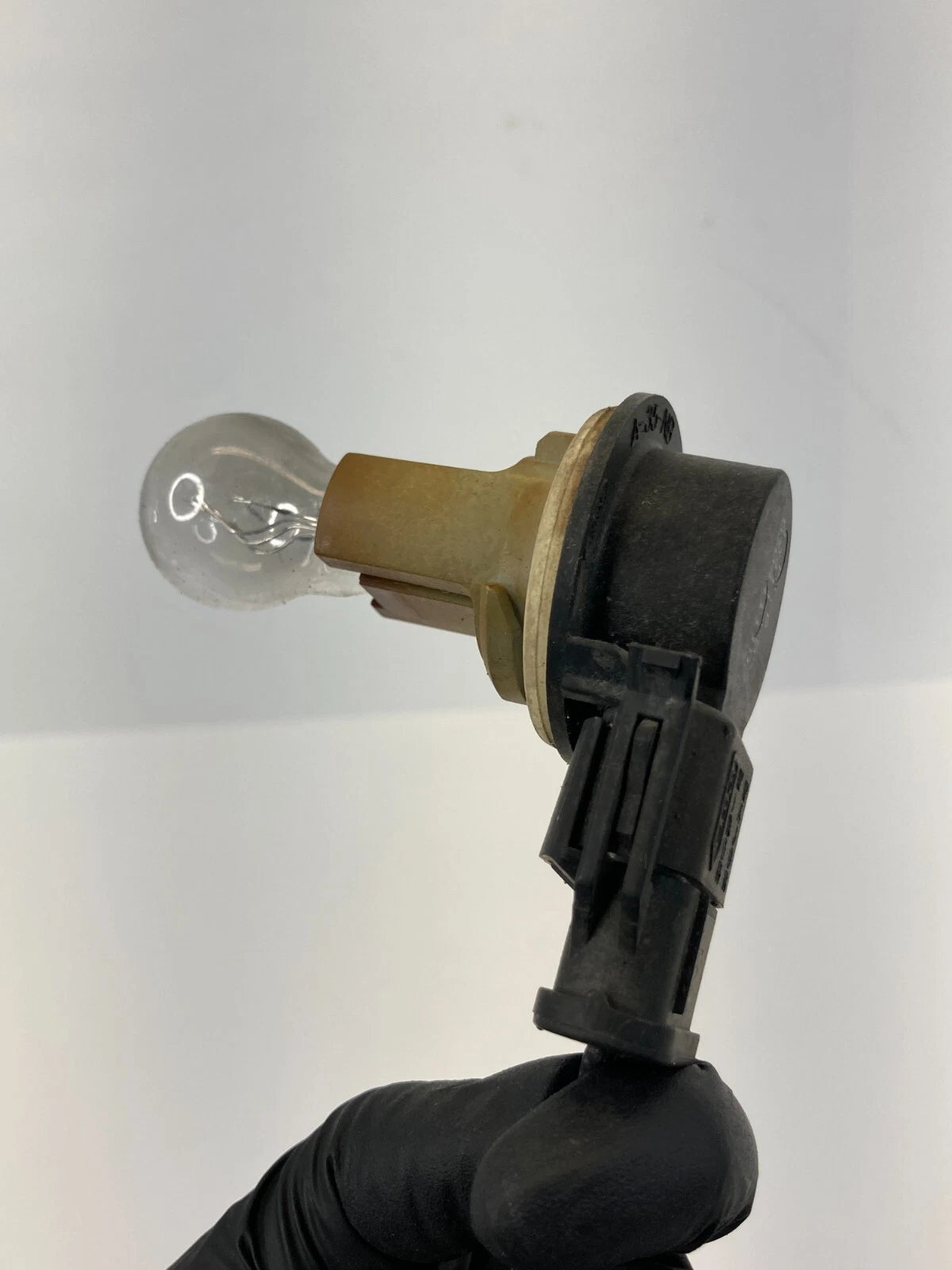 03-06 LINCOLN NAVIGATOR TAIL LIGHT CONNECTOR HARNESS CABLE WIRE F17B13411CB OEM