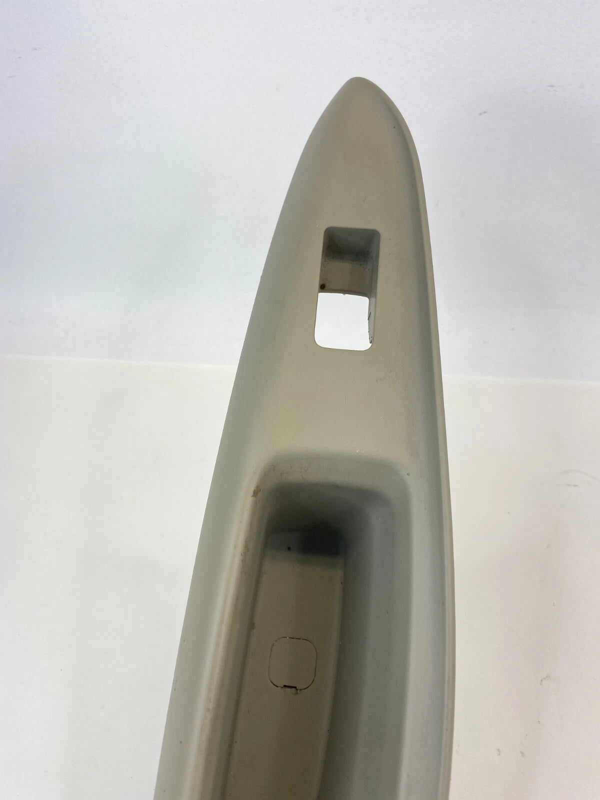 2012-2015 KIA RIO REAR RIGHT SIDE WINDOW SWITCH COVER BEZEL TRIM 83740-1W000