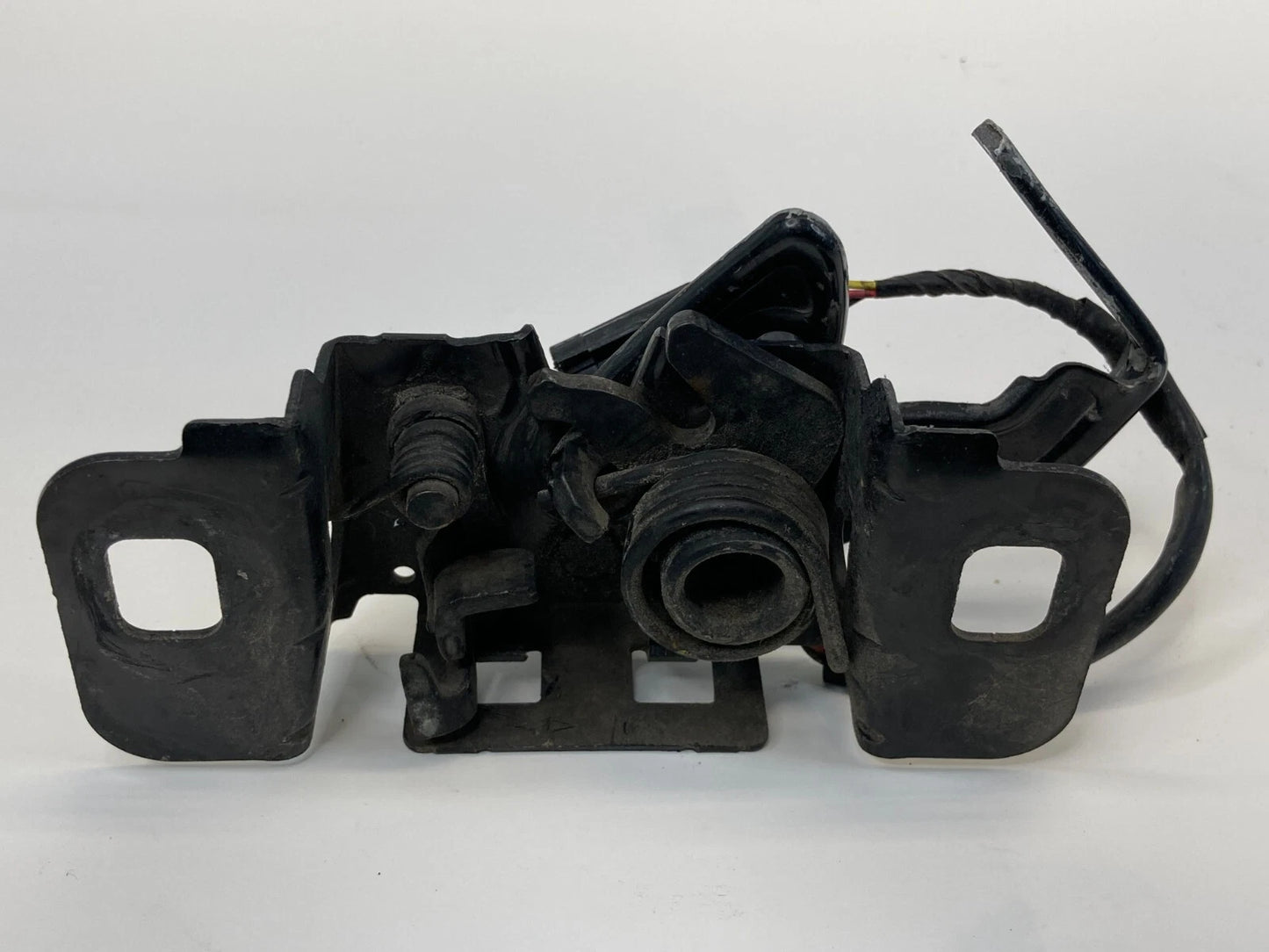 2013 2014 2015 CHEVROLET MALIBU HOOD LOCK LATCH RELEASE ACTUATOR OEM