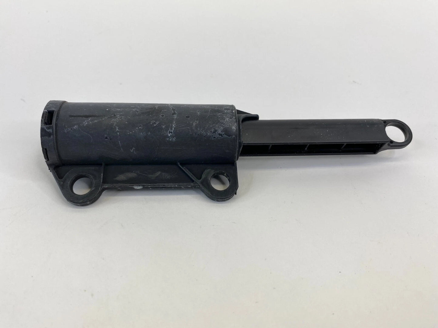 2003-2008 TOYOTA COROLLA 2004-2009 MATRIX GLOVE BOX DAMPER STOPPER CHECK STRAP